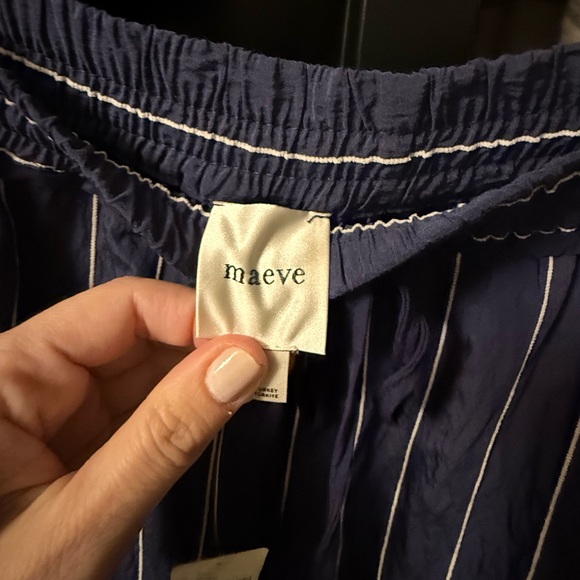 Women’s Striped Pants - Picture 3 of 3